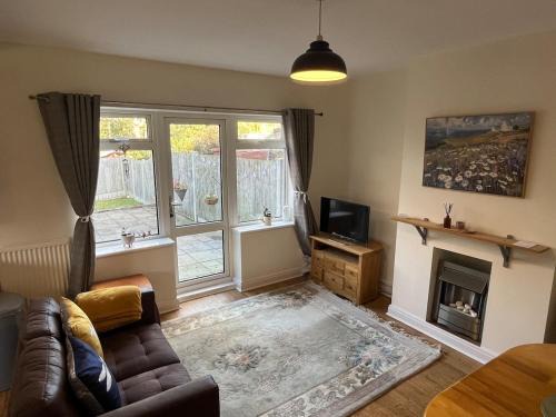 Cottingham House | Rosedale House Your home away to home