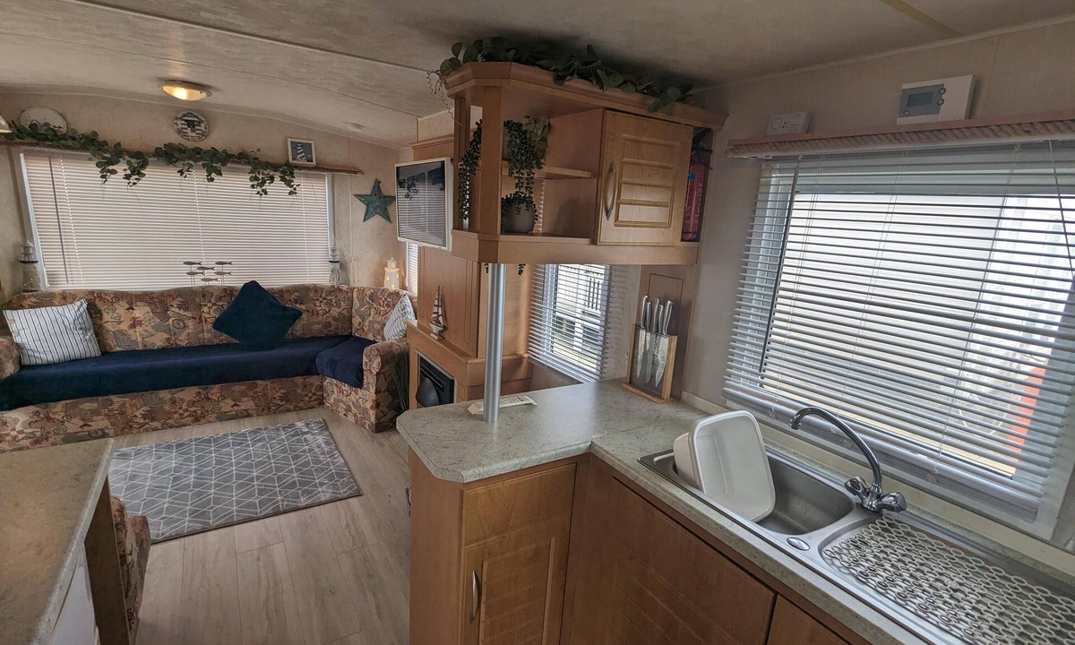 Anderby Creek Cabin | Sandy Paws Dog Friendly - Anderby Creek