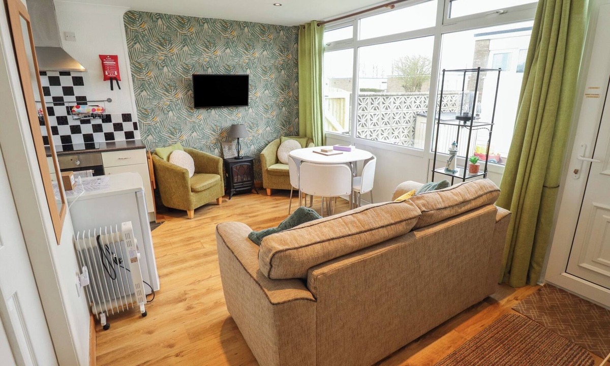 Chapel Saint Leonards Cottage | Seaside Retreat