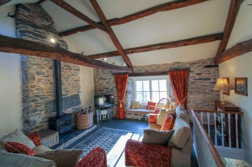 Staveley House | Seed Howe, Staveley a traditional cottage in a small village only 10 minutes from Windermere