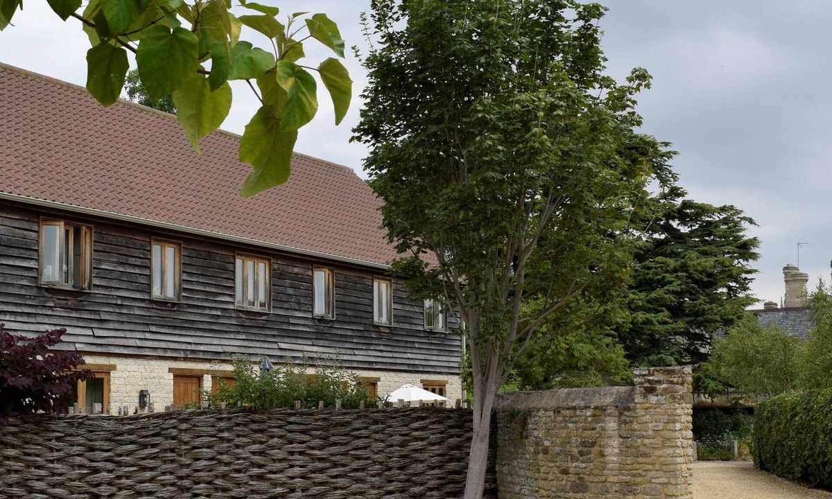 Oundle House | Shabby-Chic style 3-bedroom house in Oundle for a relaxing getaway