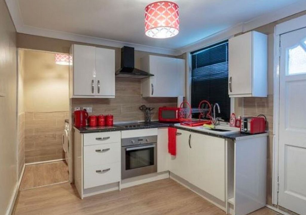 Hartlepool House | Simplistic Holiday Home in Hartlepool close to Victoria Park