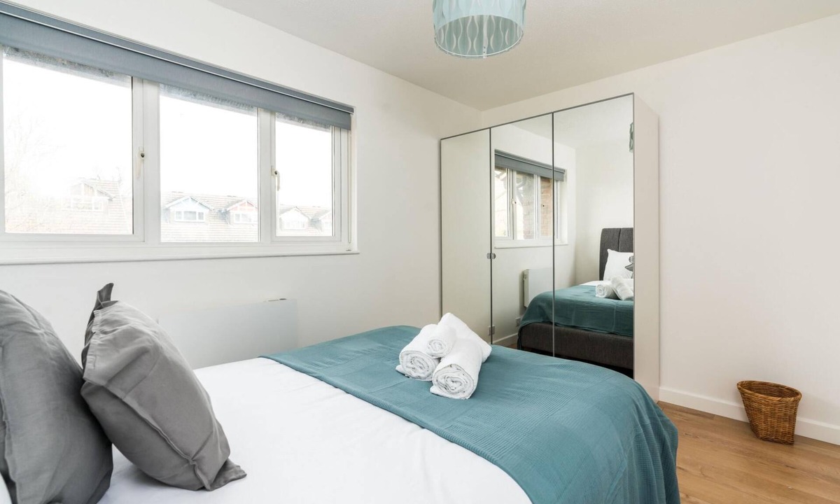 Anerley Cottage | Sleek and Stylish 2BD Home With a Garden Anerley