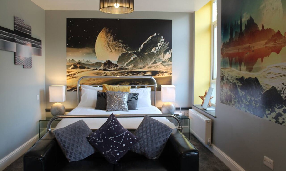 Preston Apartment | Space apartment - The Myriad