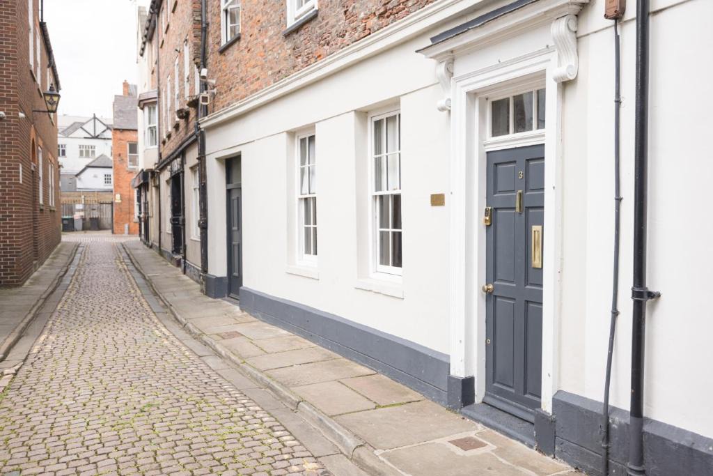 Hull Old Town Apartment | Spirit of Prince Street Hull Old Town