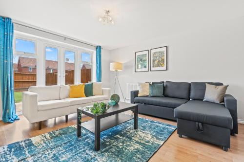 St Neots House | St Neots Contractor Stay - Free Parking