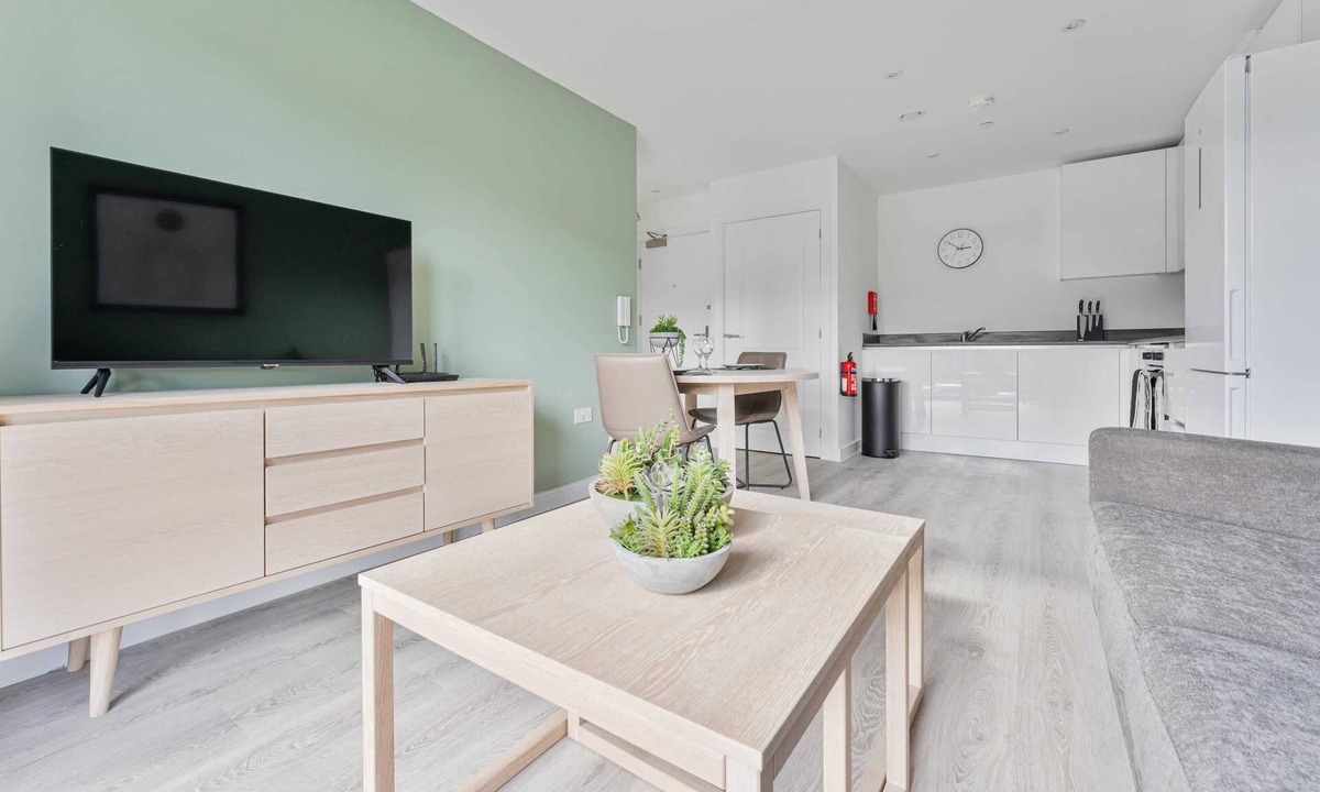Derby Apartment | Stay Zeni, Hardwick House Derby Lovely 1 Bed Flat