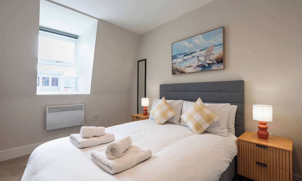 Hull Old Town Apartment | Stunning 1BR Flat Near Museum Quarter + Old Town