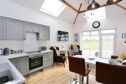 Hambleton House | Stunning Coach House with two bedrooms and parking