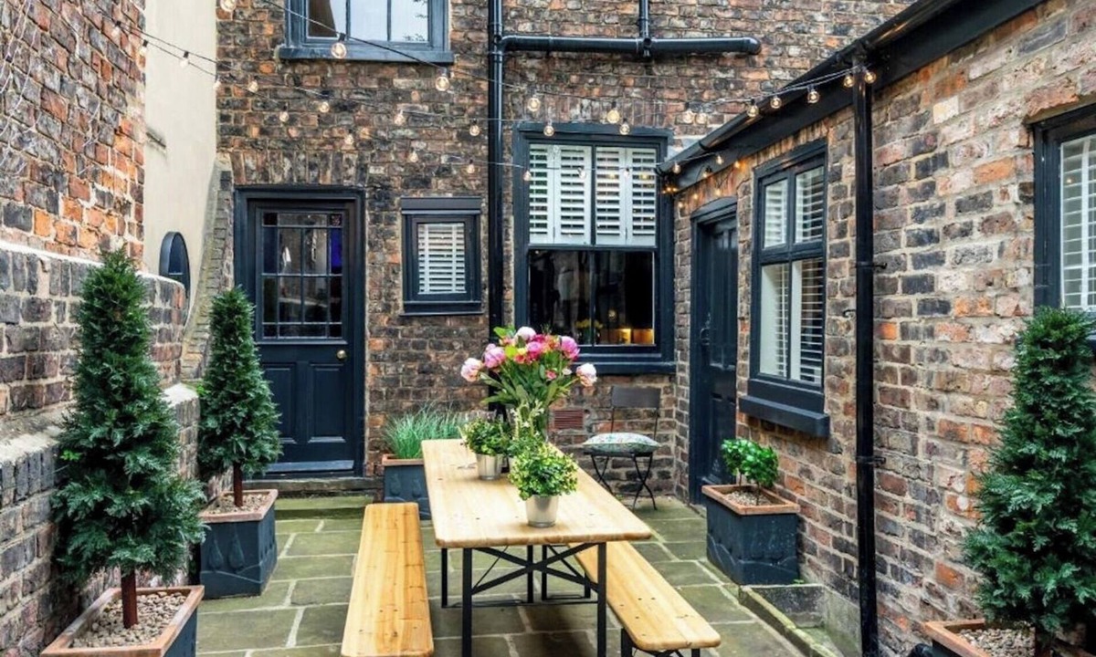 York House | Stunning York townhouse on TV best holiday home