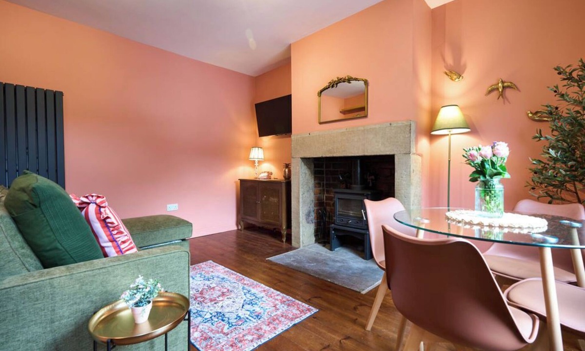 Wadsworth House | Stylish 2BR Home | Central Hebden Bridge Escape