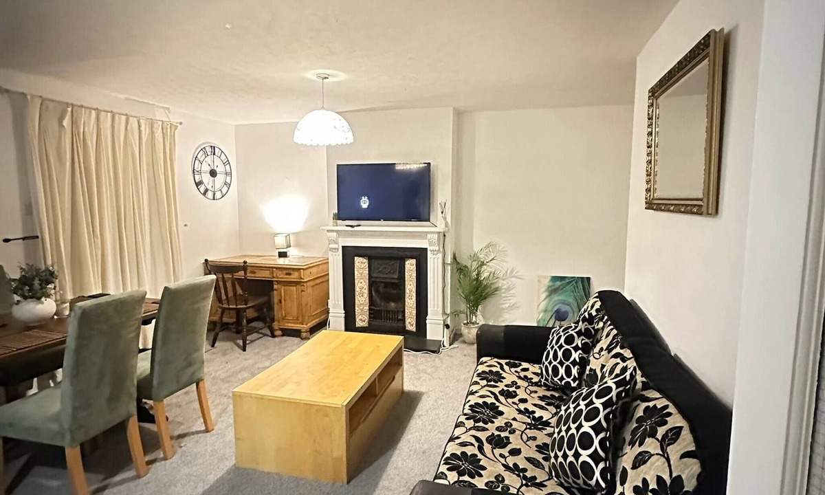 Headington Apartment | Stylish & Bright 3BR in Headington, Oxford Area