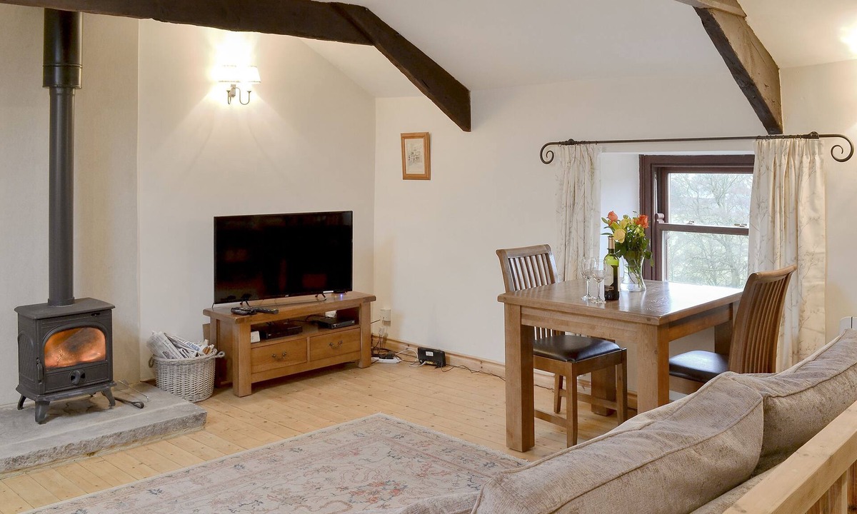 Fremington Cottage | Swallowholm Cottages 6