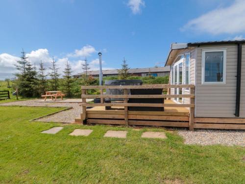 Scarborough House | Swift Cabin