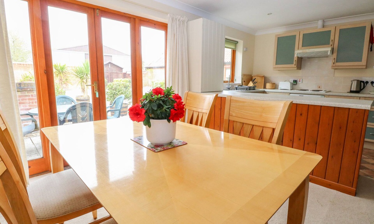 Wood Norton Cottage | Sycamore