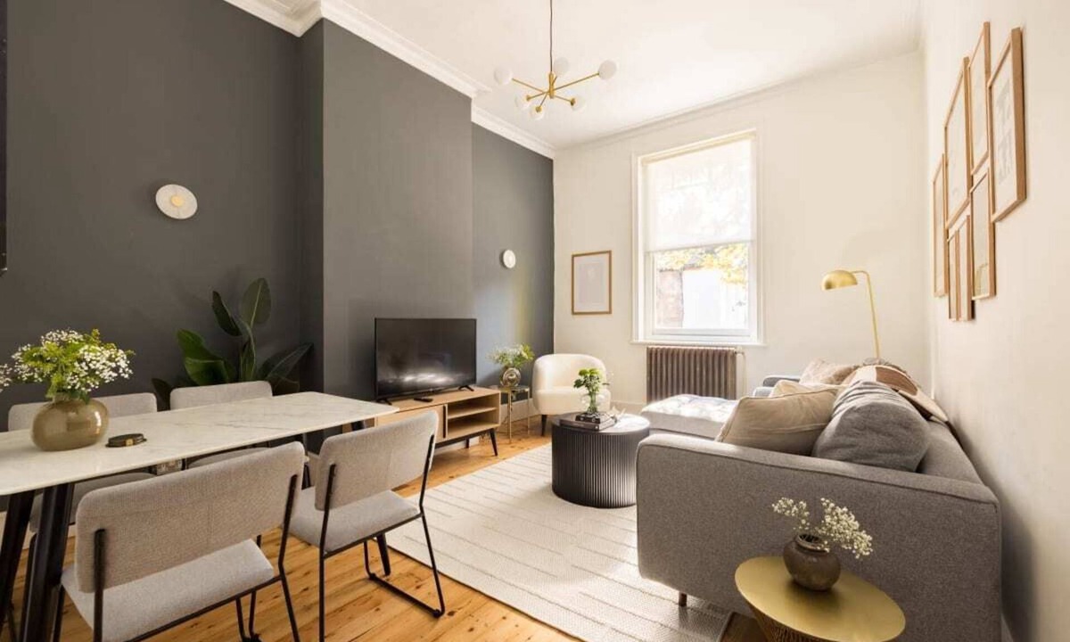 Chiswick Cottage | The Abinger Place - Inviting 2bdr House With Study Room & Garden