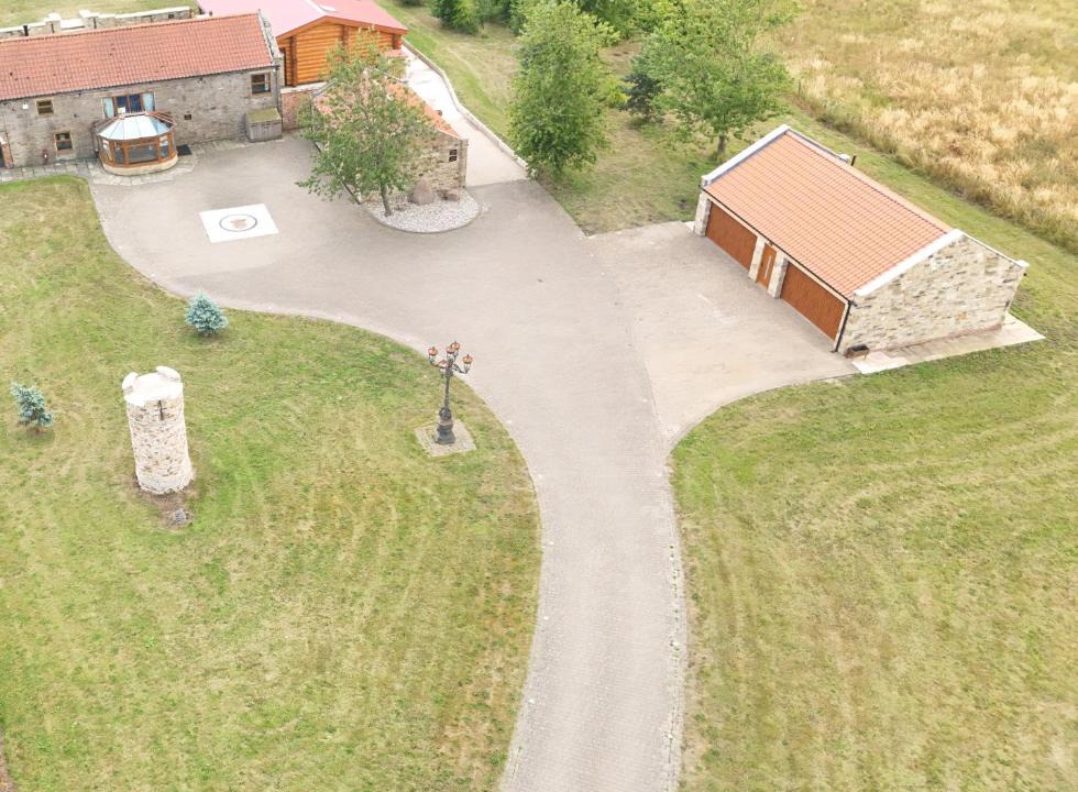 Crook House | The Barn, Luxury Country Home Sleeps 6 Hot Tub Near Durham City & Bishop Auckland