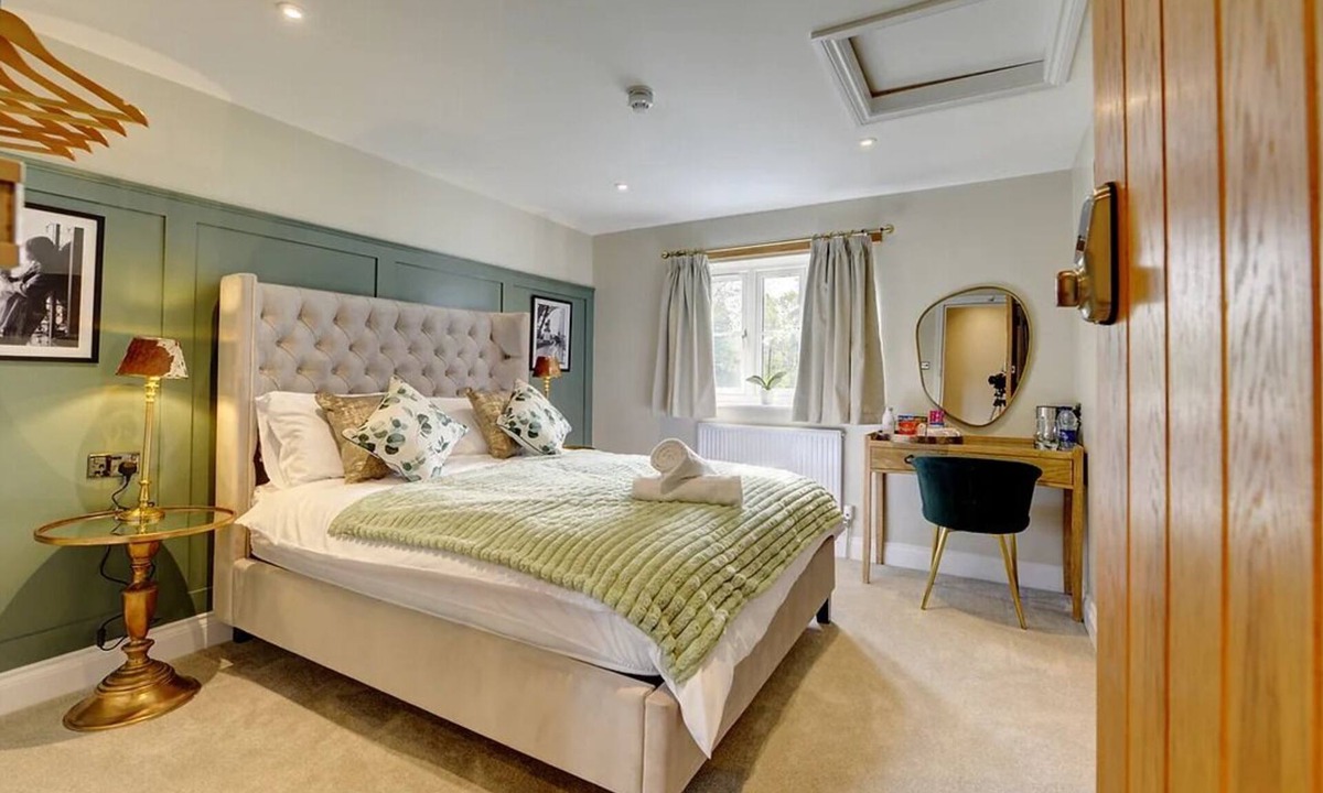 Henley-in-Arden House | The Bridge House Henley