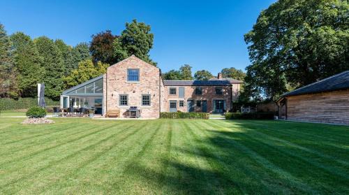 Ripon House | The Coach House & Stables