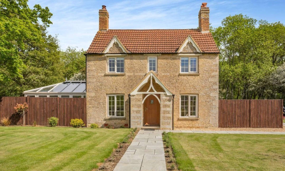 Fotheringhay Cottage | The Cottage, Wansford