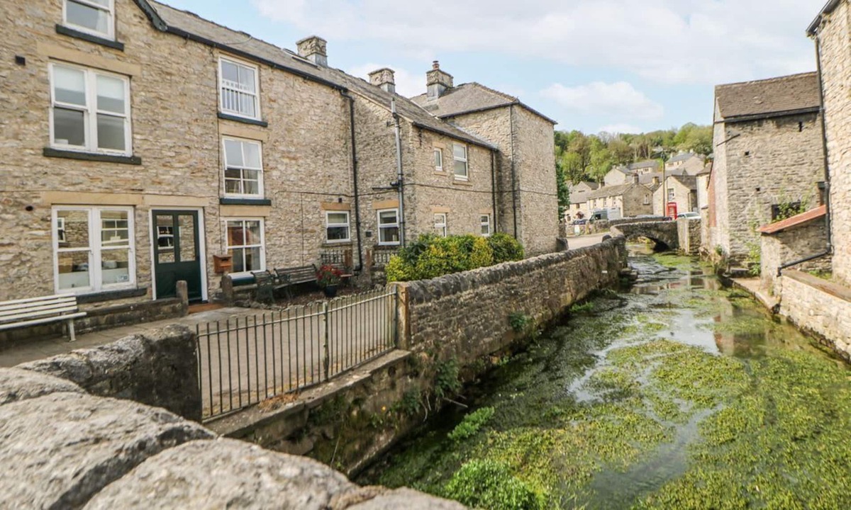 Hope Valley House | The Dispensary in Bradwell