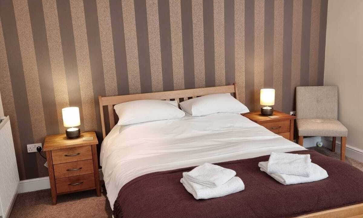 Ashley Bed & Breakfast | The George at Ashley