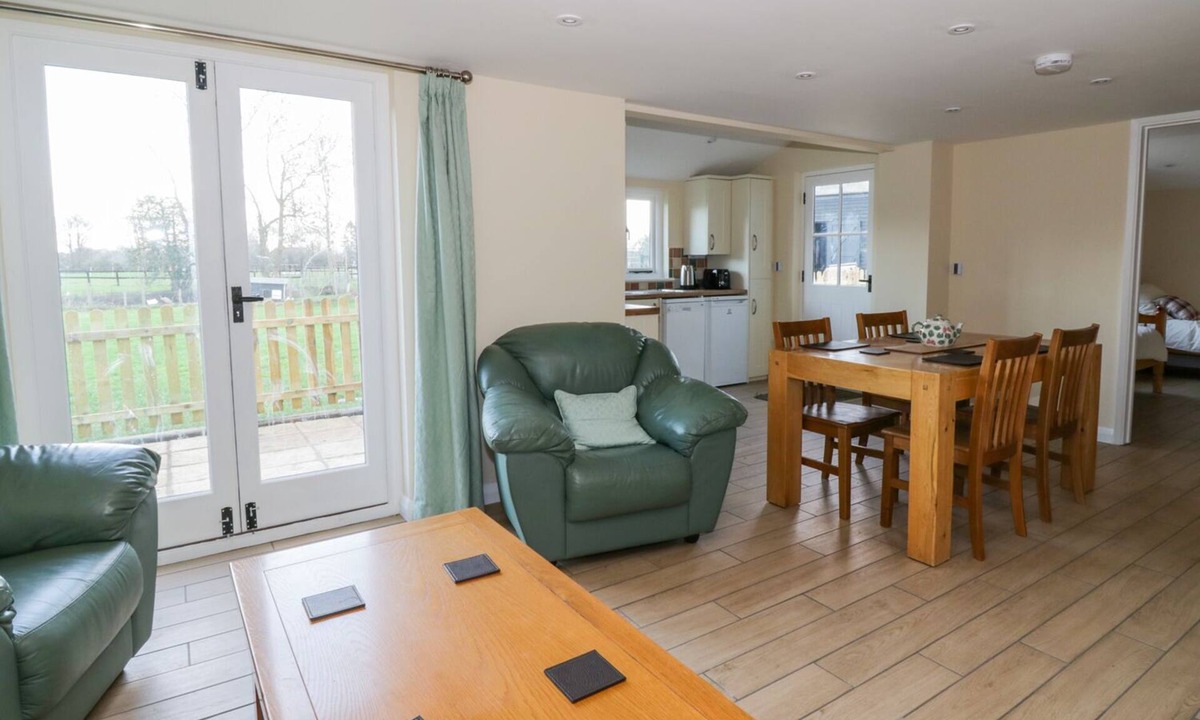 Wickham St Paul Cottage | The Granary