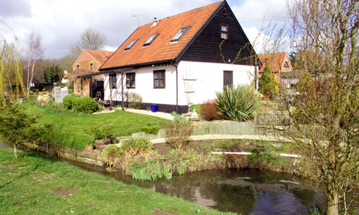 West End Apartment | The Hayloft: A Charming Retreat