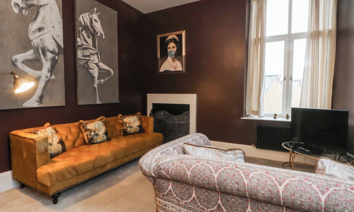 Knott End-on-Sea Cottage | THE HYDE, pet friendly, with a garden in Garstang