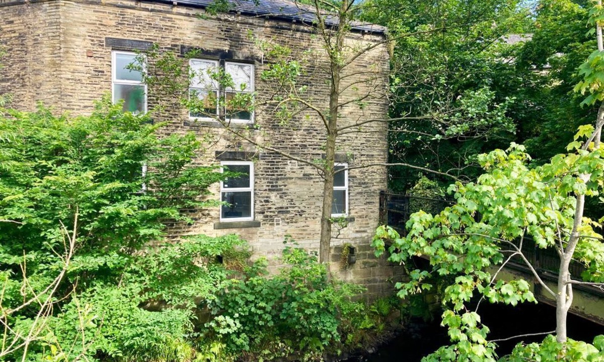 Wadsworth Apartment | The Old Riverside School House, Hebden Bridge