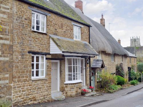 Hook Norton House | The Old Sweet Shop