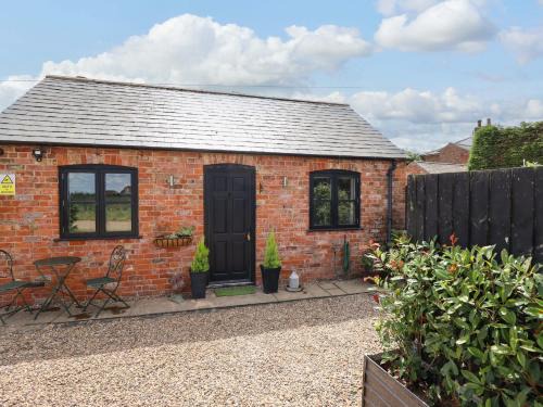 Boston House | The Paw Barn