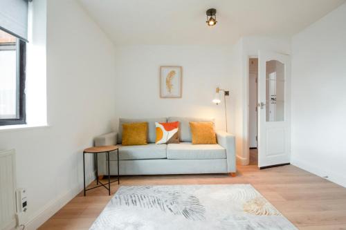 Rushden Apartment | The Rushden Retreat 1-Bed Flat + Parking