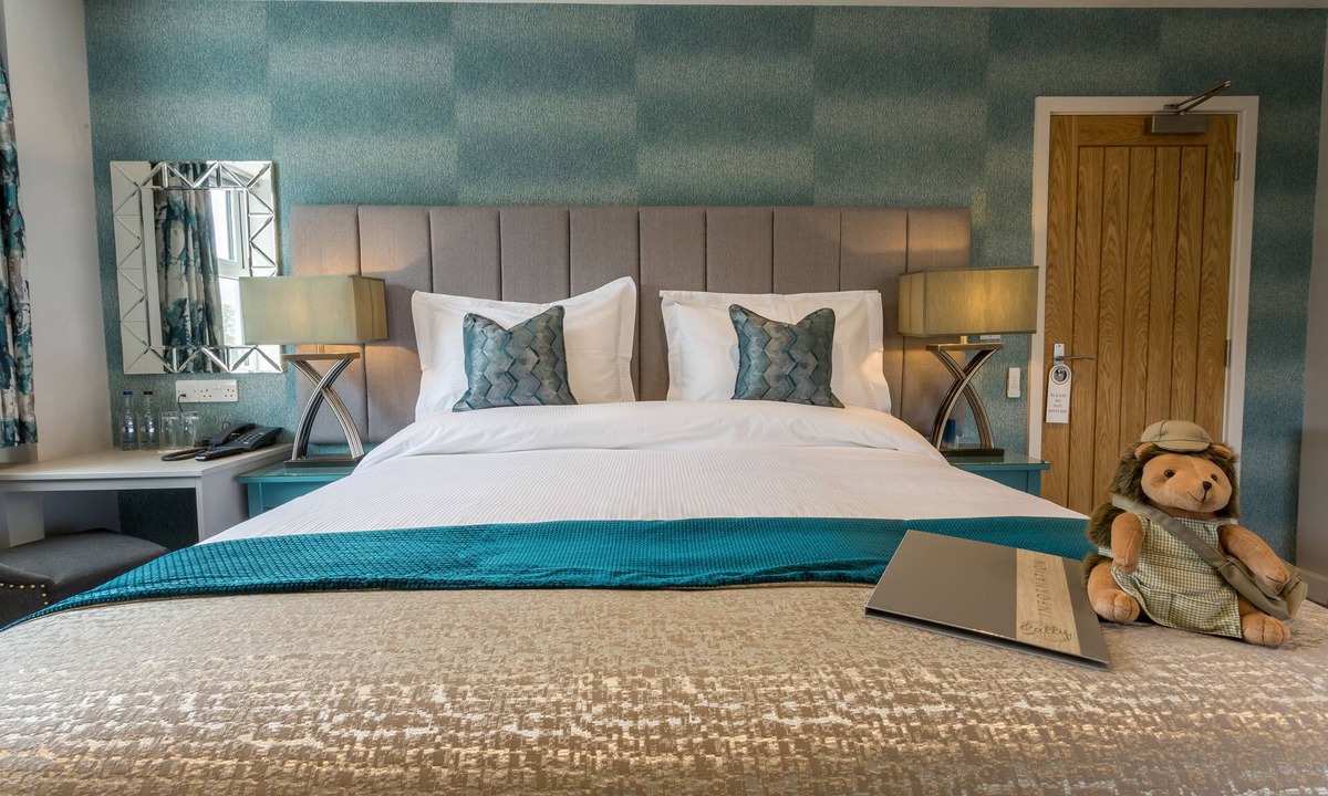 Irthington Hotel | The Sally