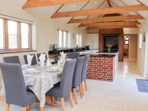 Diss House | The Stables at Hall Barn