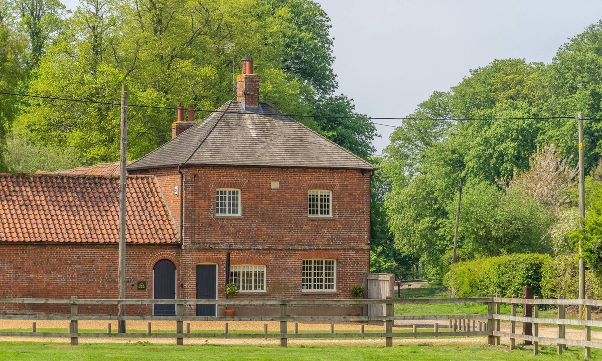 Holkham House | The Tack House, Holkham, Norfolk
