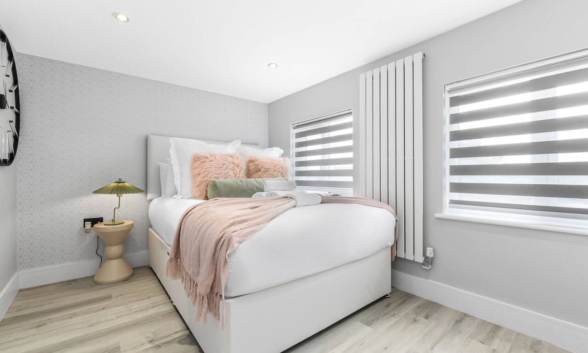 Turkey Street House | The Ultimate Hangout 4BR Modern House with Garden