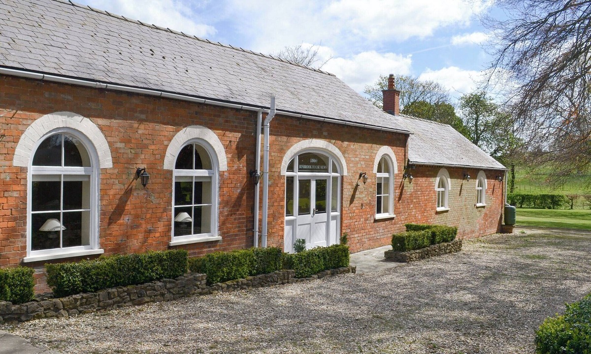 Binbrook Cottage | This stunning barn conversion is ideal for a luxury break away.