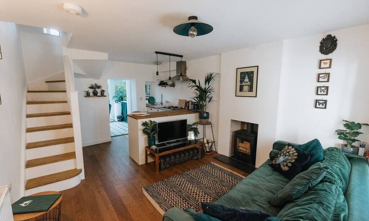 Newland Near Ulverston House | Unique Cottage in the heart of Ulverston