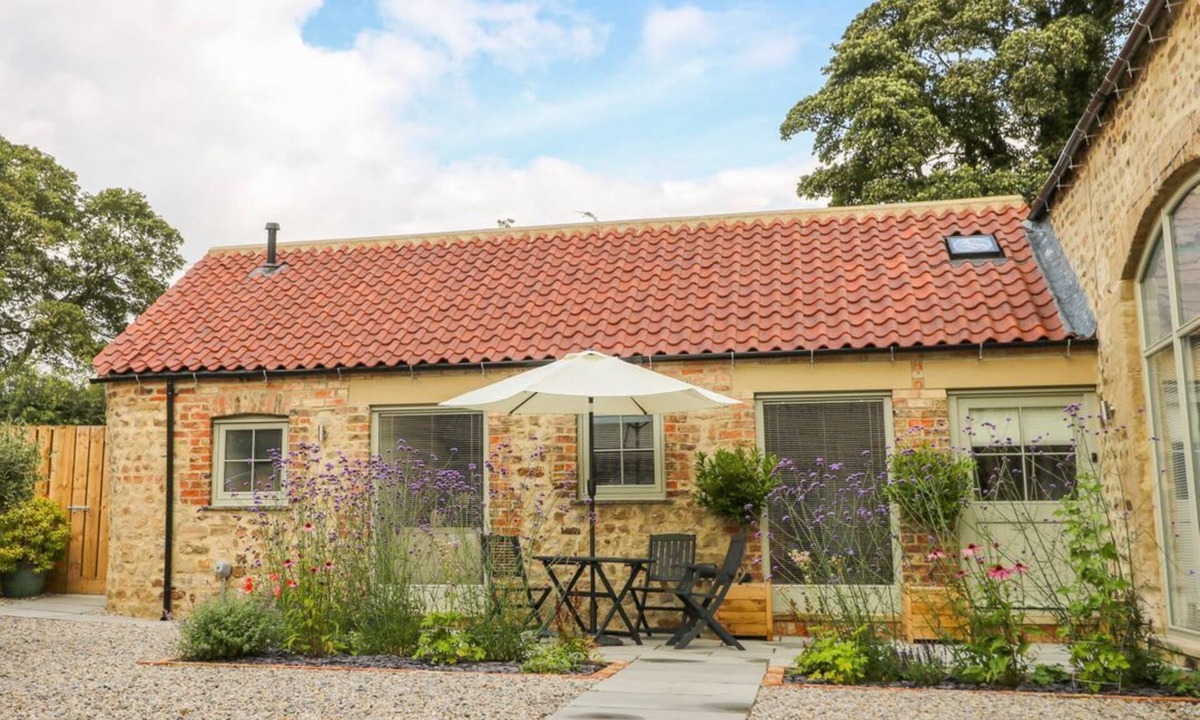 Ingerthorpe Cabin | WALLERTHWAITE BARN COTTAGE - A Romantic Getaway