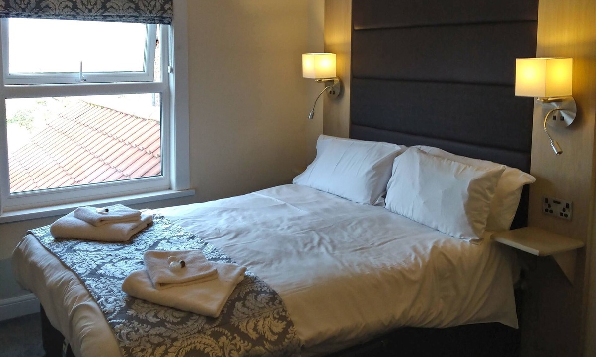 Howden Hotel | Wellington Hotel