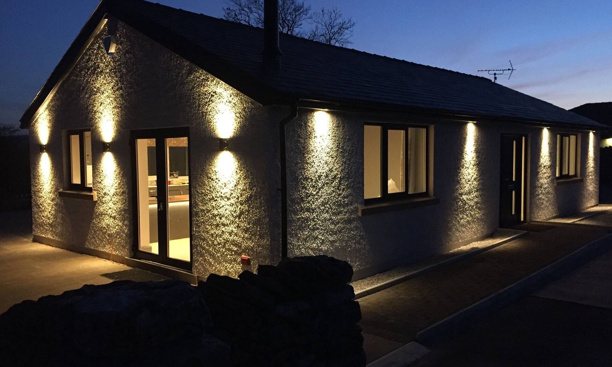 Austwick House | Wheelchair Accessible Cottage near Austwick, Great base for the Three Peaks