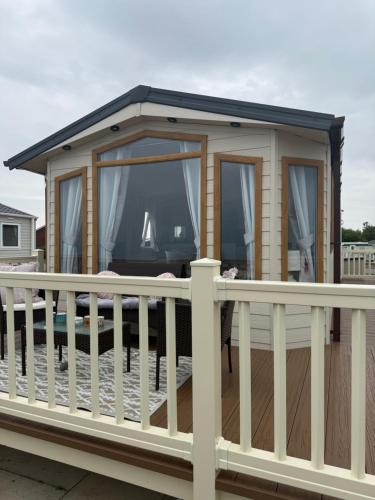 Withernsea House | Withernsea Whisper The Hideaway
