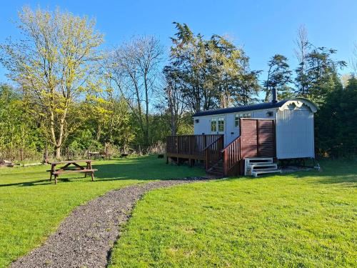 Boston Other | Woodpecker Shepherds Hut
