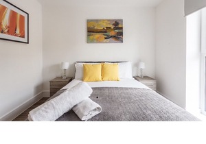 2-Bed Apartment in Southampton with free parking
