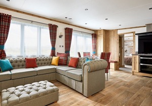 2 bedroom accommodation in Hubbert’s Bridge, near Boston