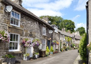 2 bedroom accommodation in Tideswell