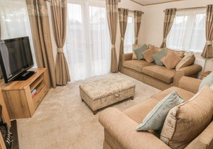 32 Lake View, Norwich