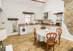 Cabin ∙ 2 bedrooms ∙ 4 guests