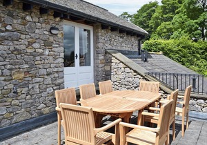 Leyfield Coach House